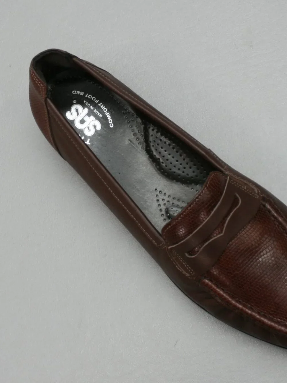 SAS Ladies 9 N Narrow Penny J Sienna Brown Leather Slip-on Shoes Loafers - USA